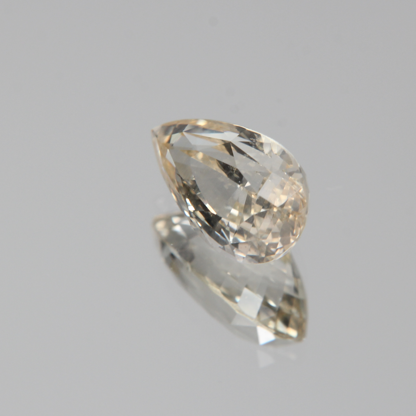 gelber Saphir 2.64ct