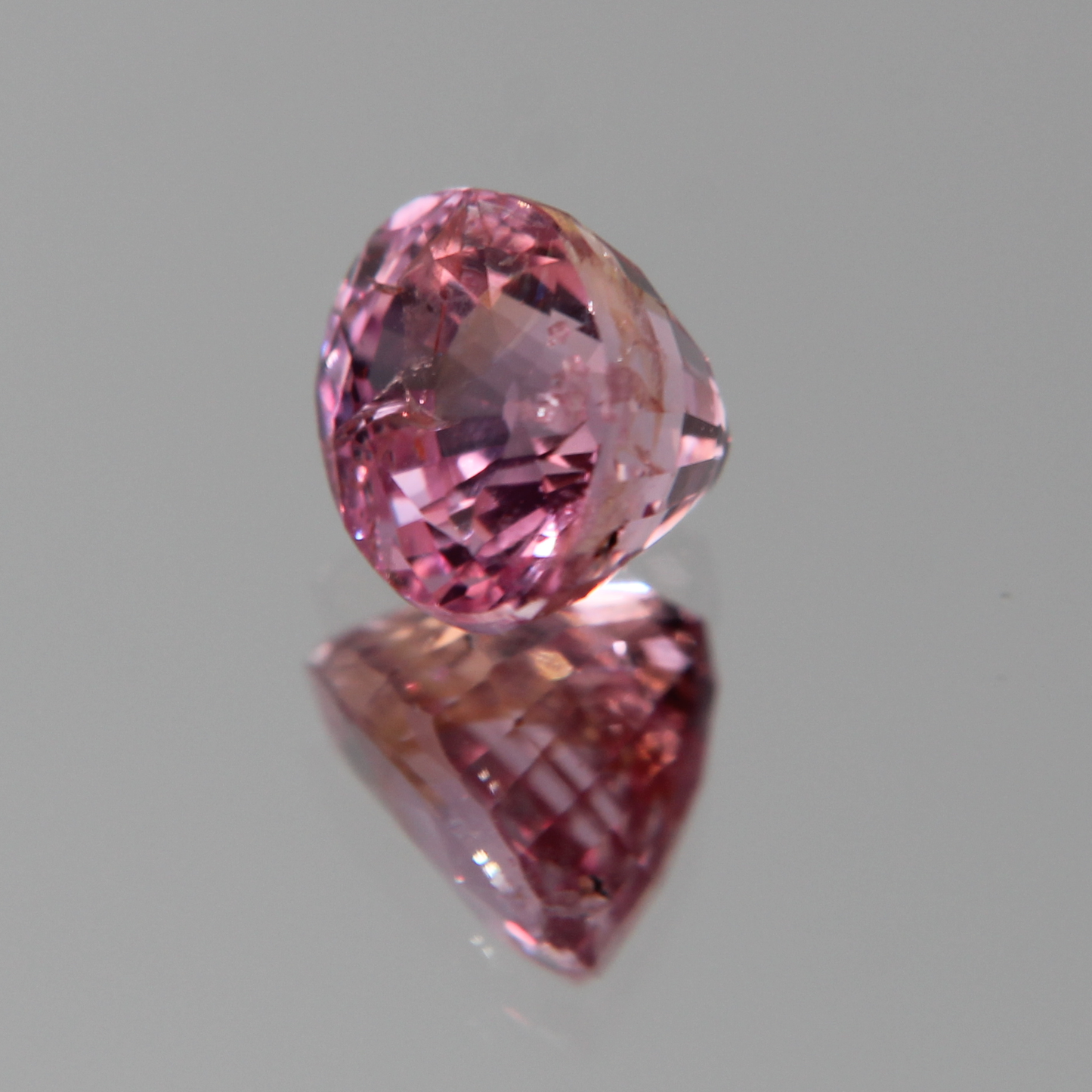 Pinker Saphir 2.03 ct