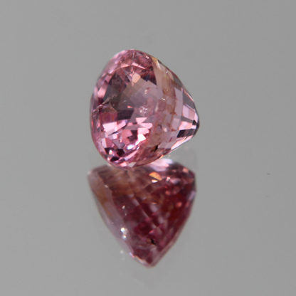 Pinker Saphir 2.03 ct