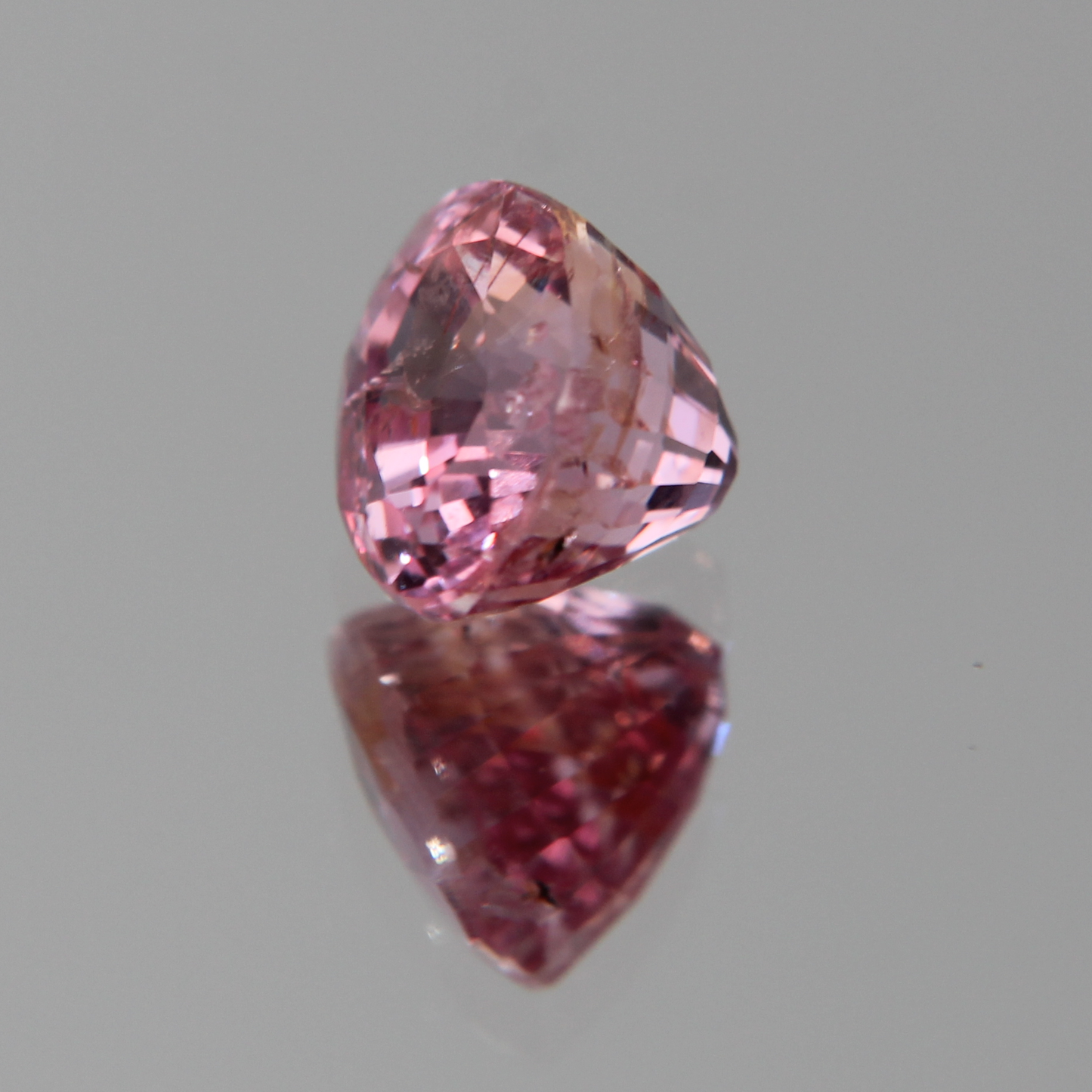 Pinker Saphir 2.03 ct