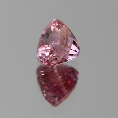 Pinker Saphir 2.03 ct