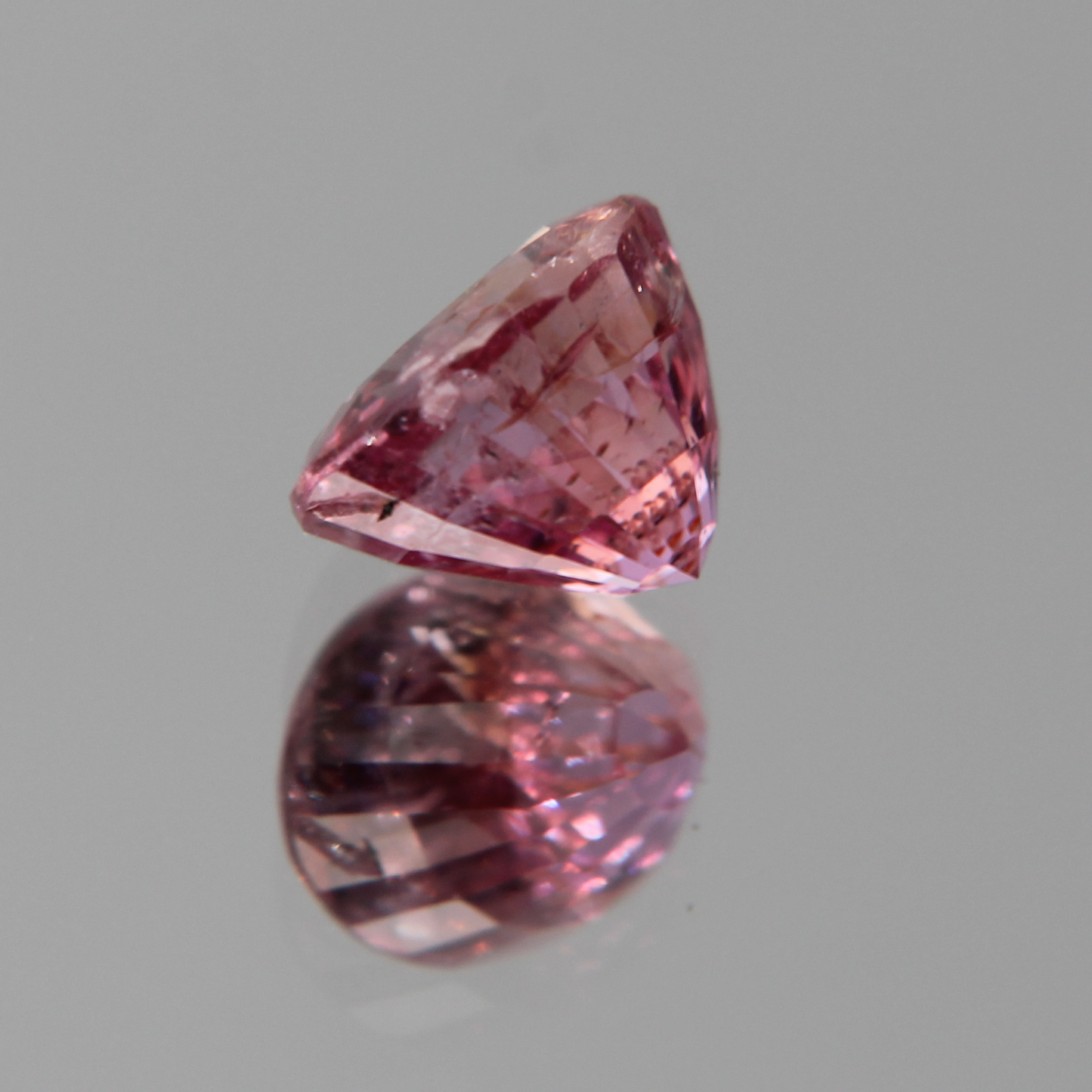Pinker Saphir 2.03 ct