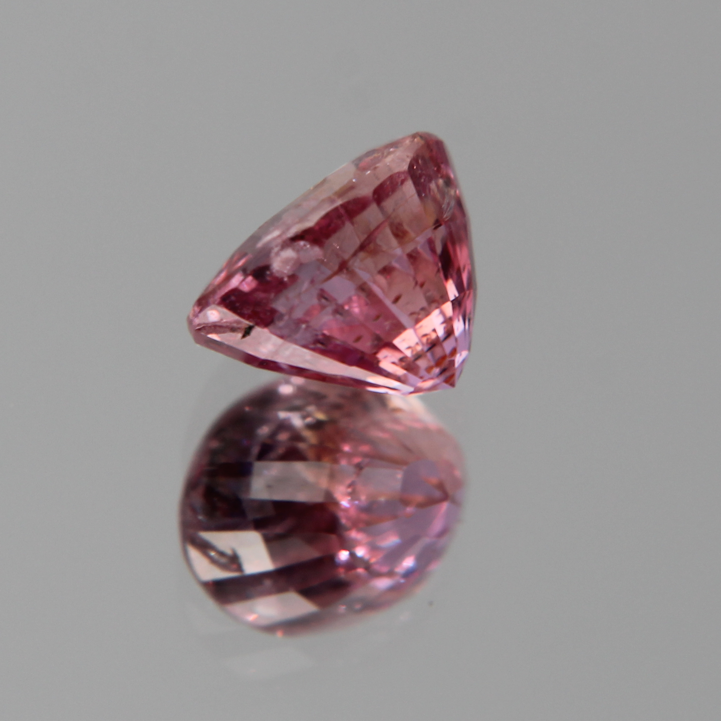 Pinker Saphir 2.03 ct
