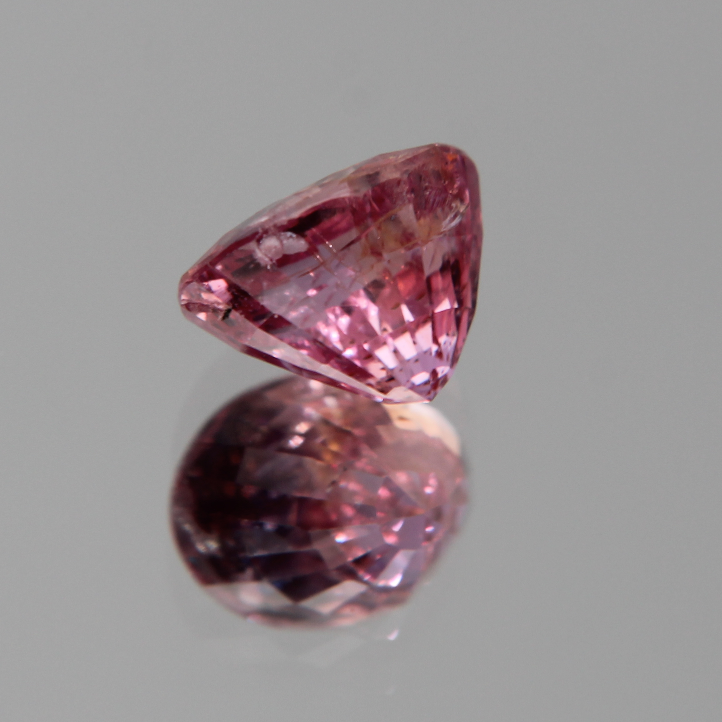 Pinker Saphir 2.03 ct