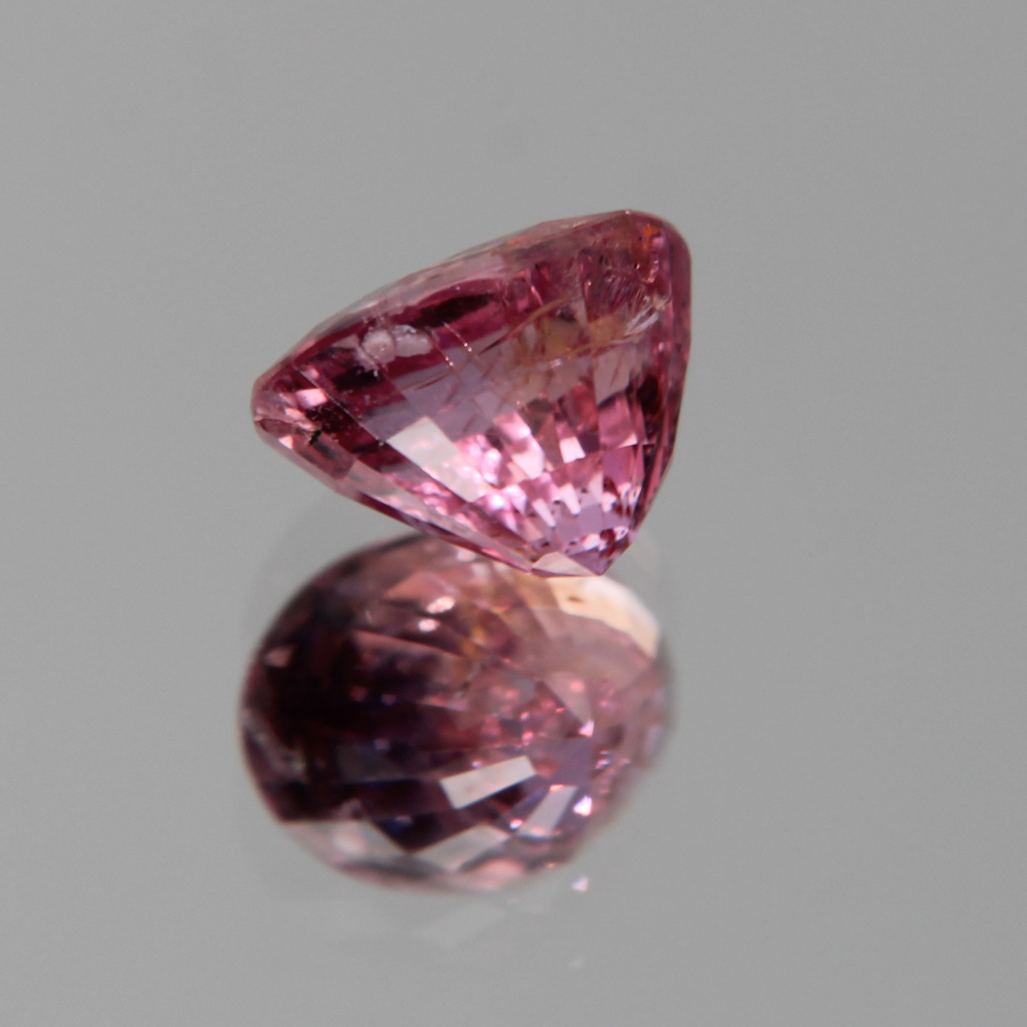 Pinker Saphir 2.03 ct