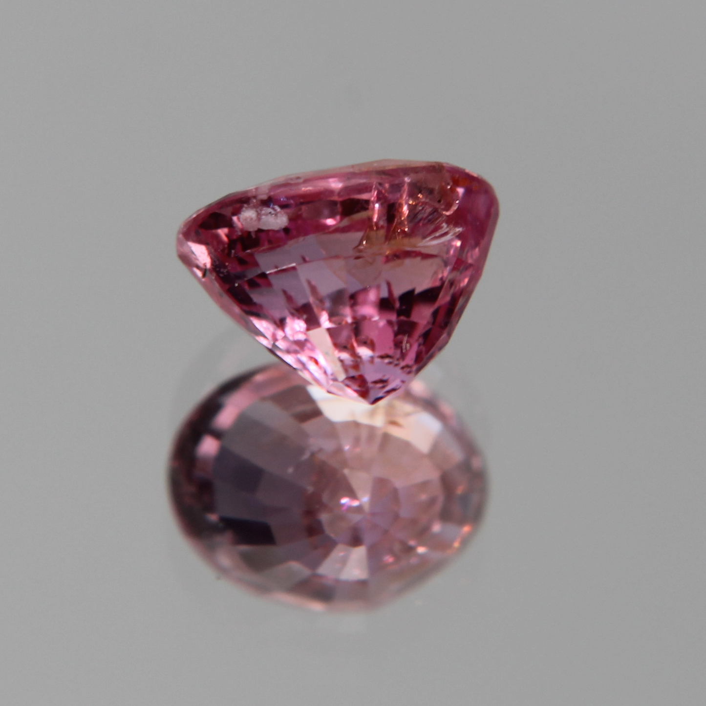 Pinker Saphir 2.03 ct