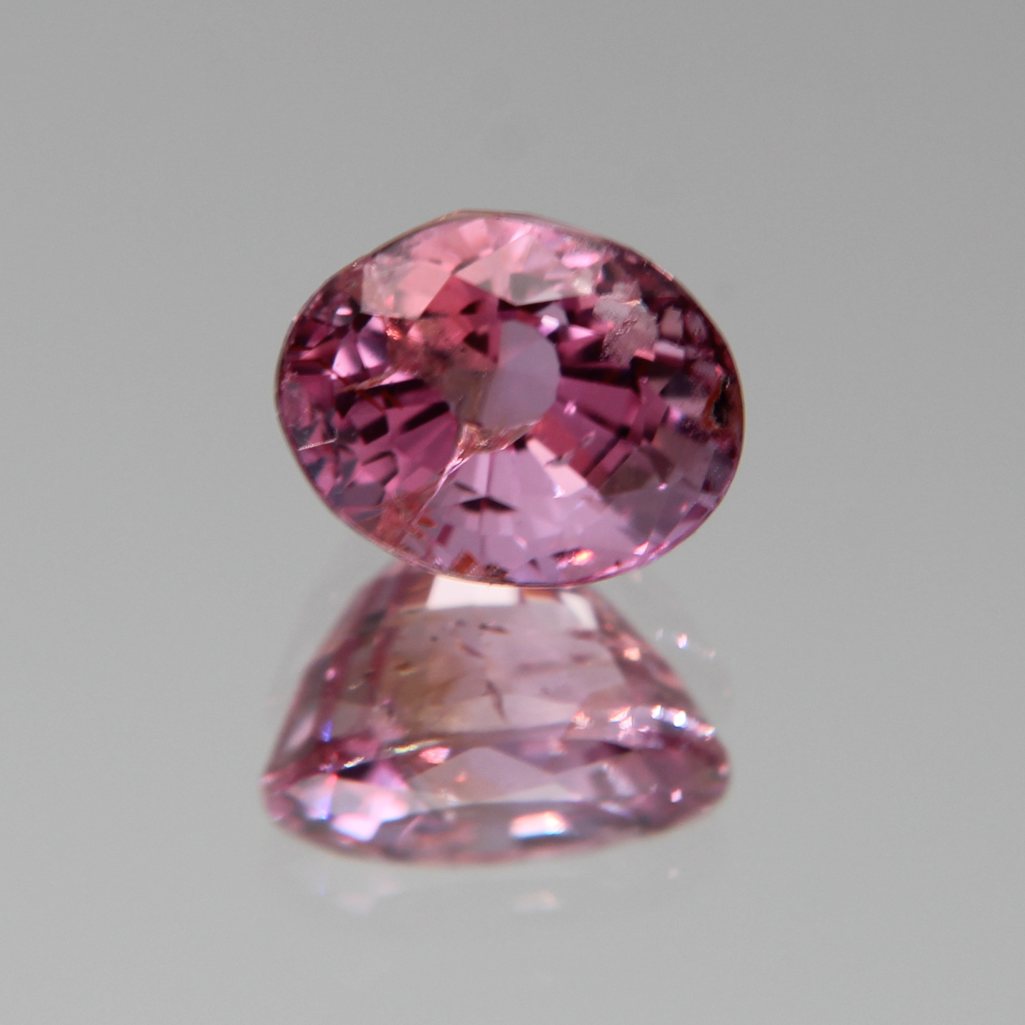 Pinker Saphir 2.03 ct