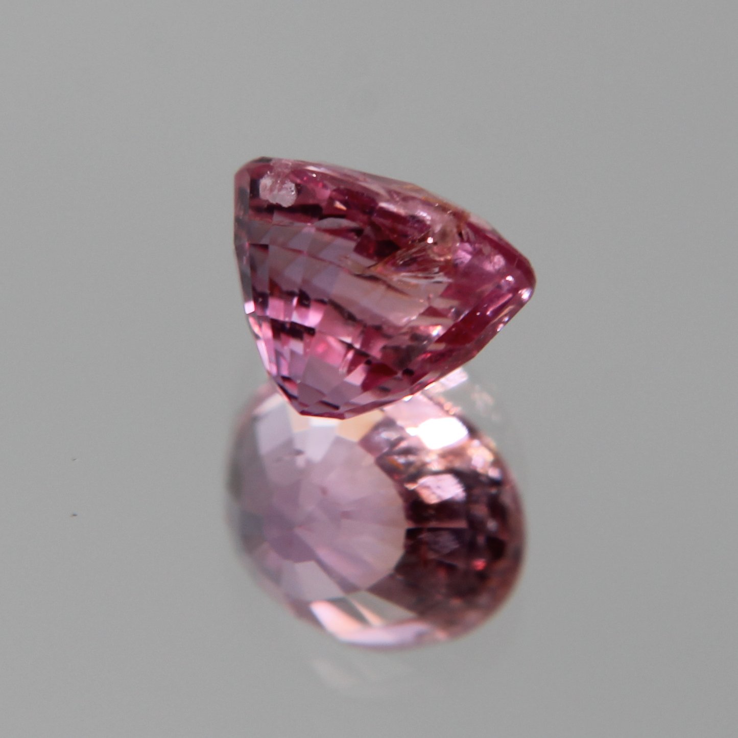 Pinker Saphir 2.03 ct