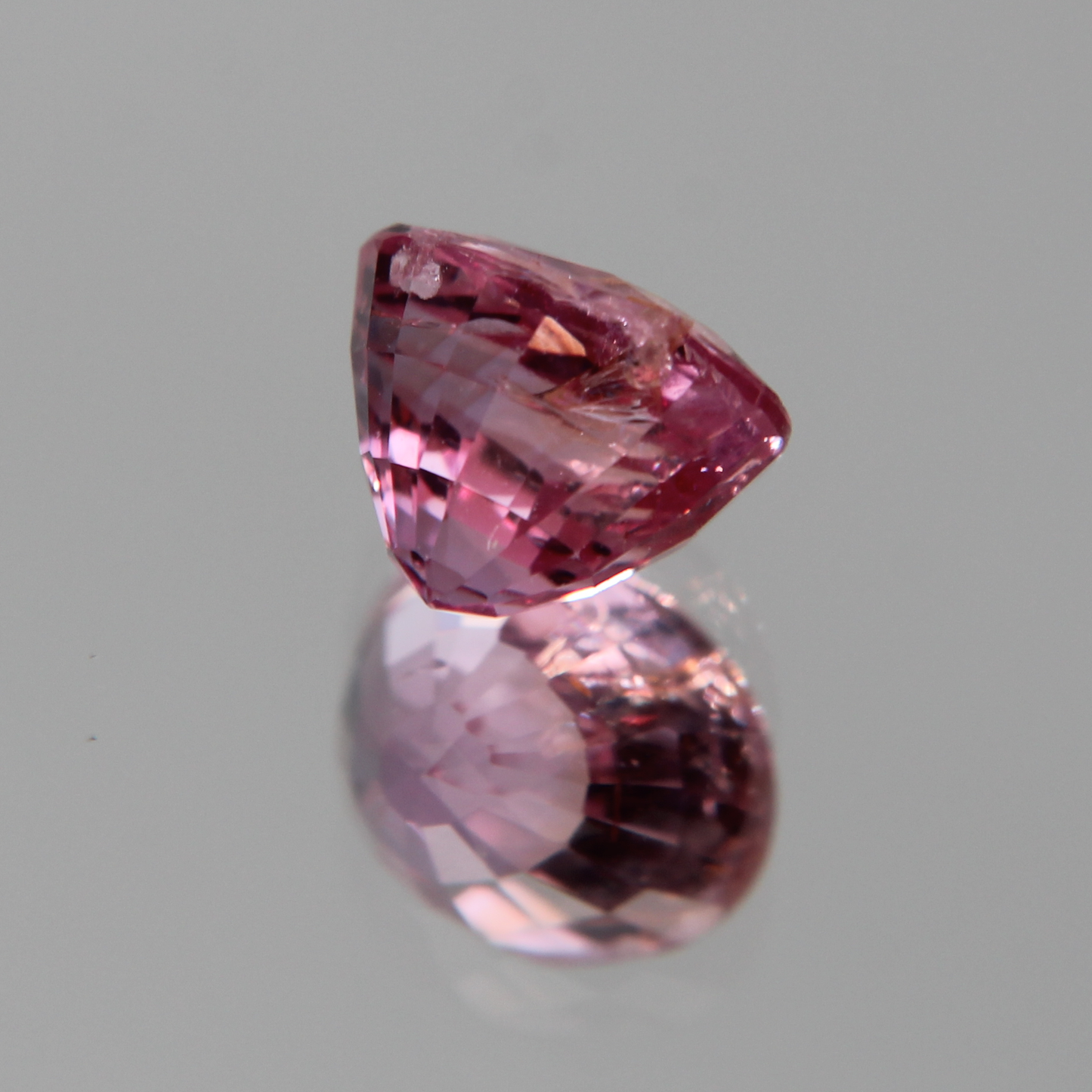 Pinker Saphir 2.03 ct