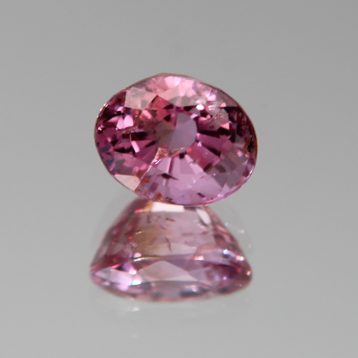 Pinker Saphir 2.03 ct