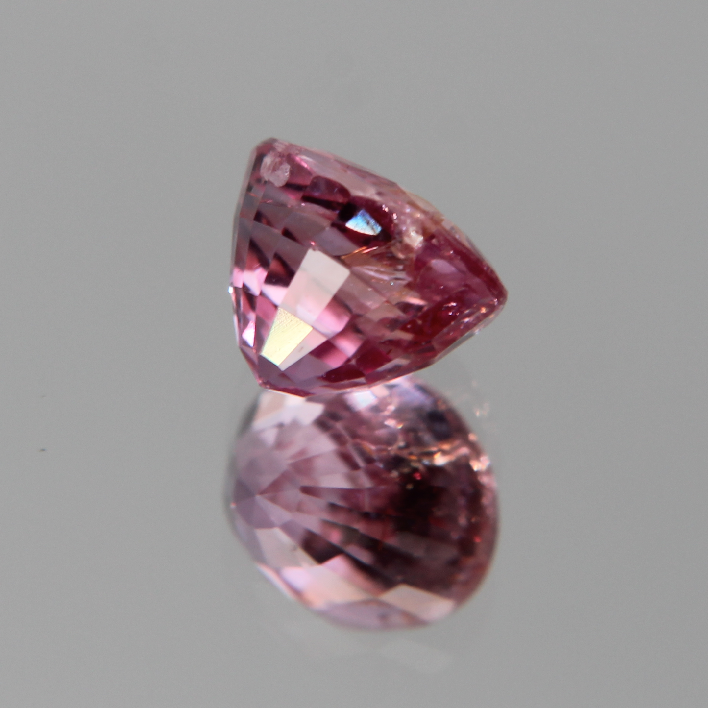 Pinker Saphir 2.03 ct