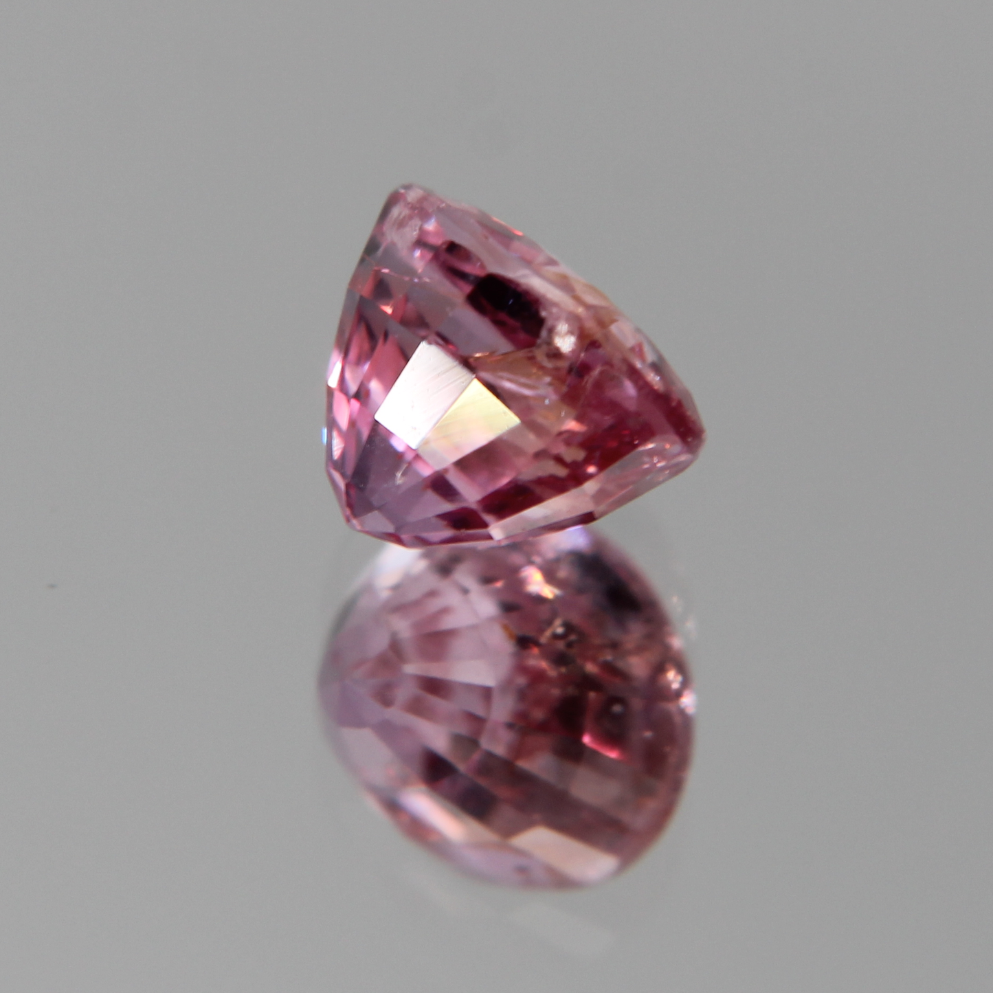 Pinker Saphir 2.03 ct