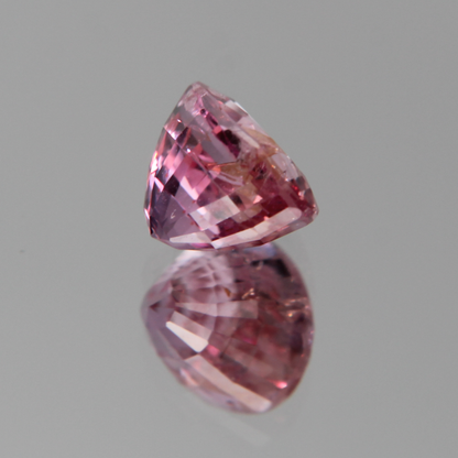 Pinker Saphir 2.03 ct