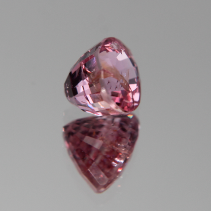 Pinker Saphir 2.03 ct