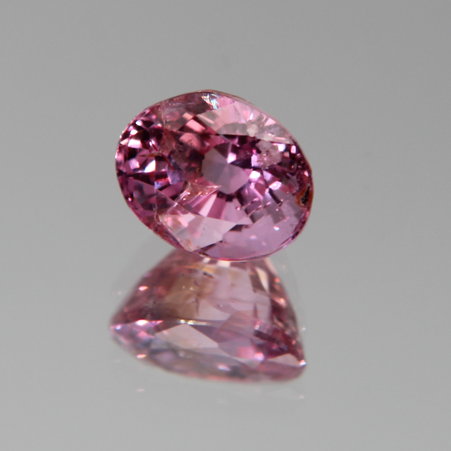 Pinker Saphir 2.03 ct
