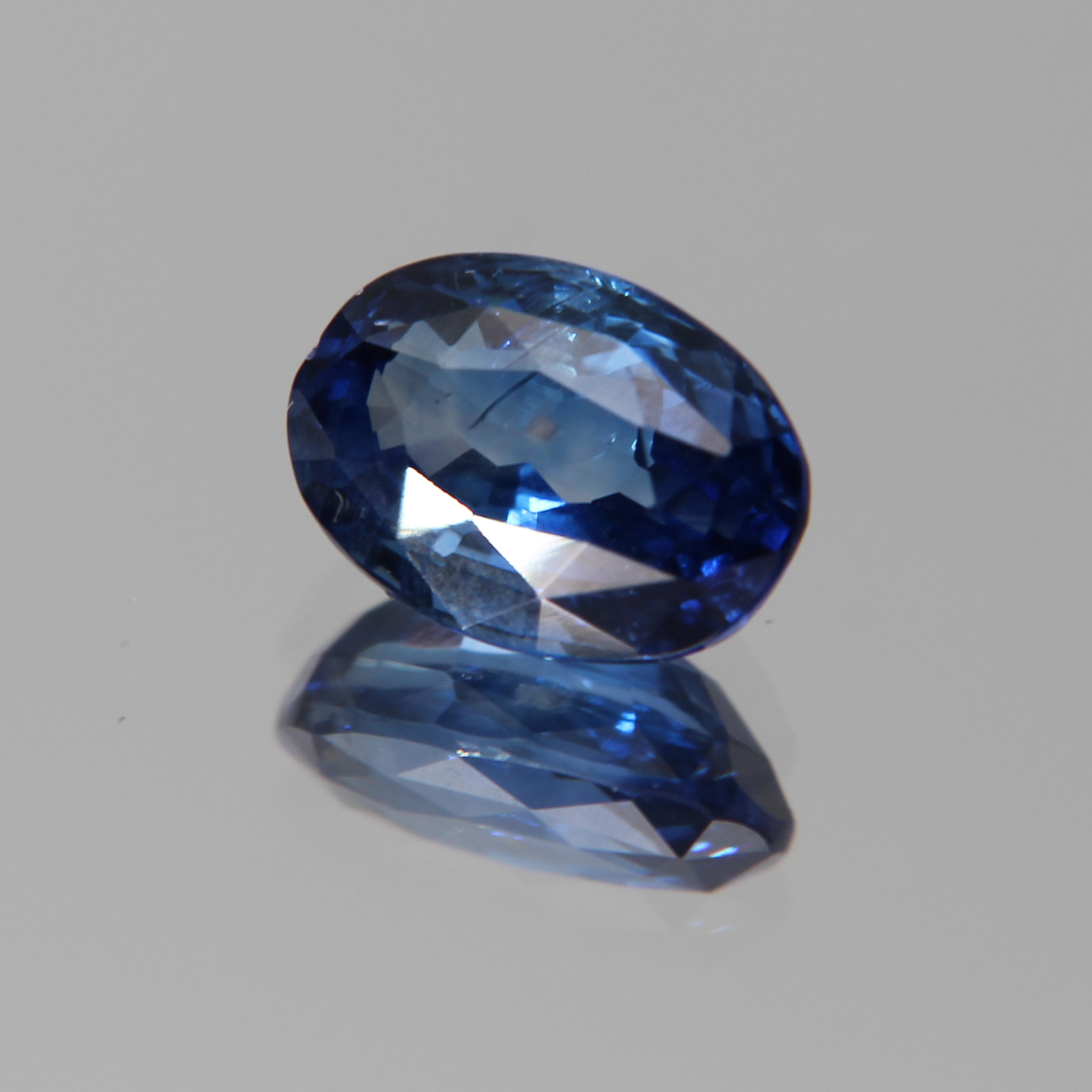 Blauer Saphir 2.25 ct