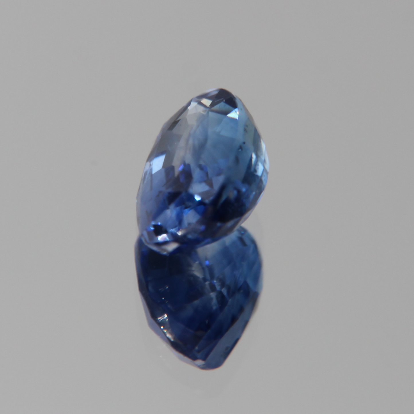 Blauer Saphir 2.25 ct