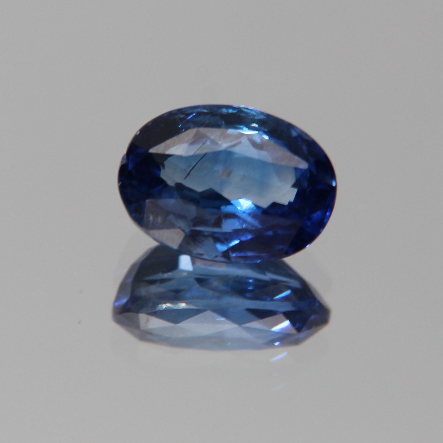 Blauer Saphir 2.25 ct