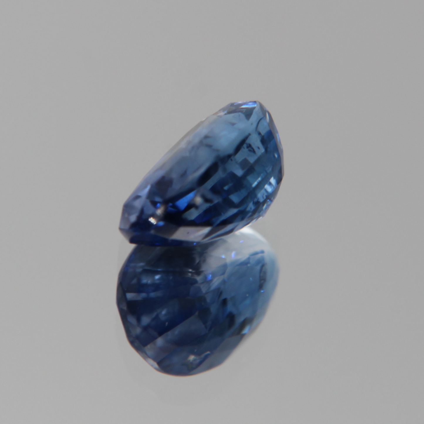 Blauer Saphir 2.25 ct