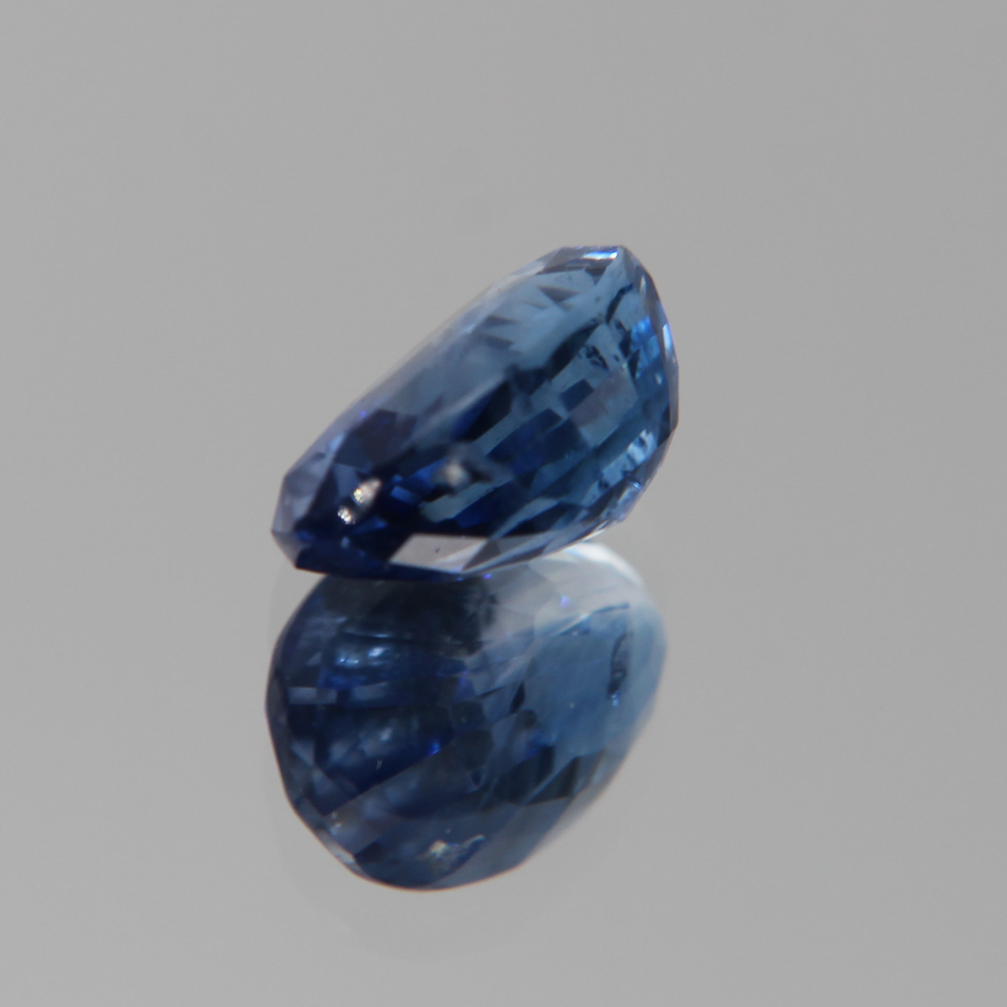 Blauer Saphir 2.25 ct