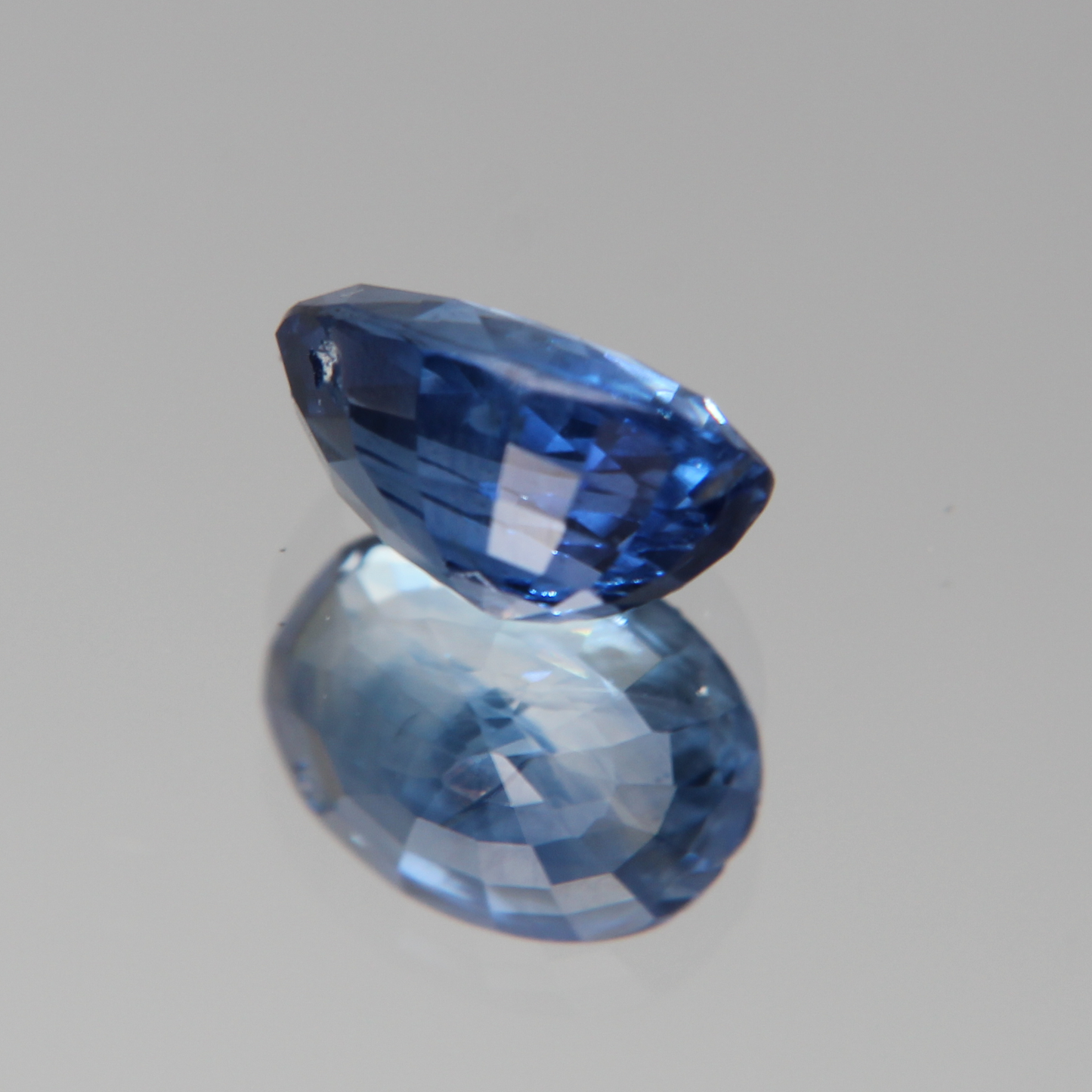 Blauer Saphir 2.25 ct