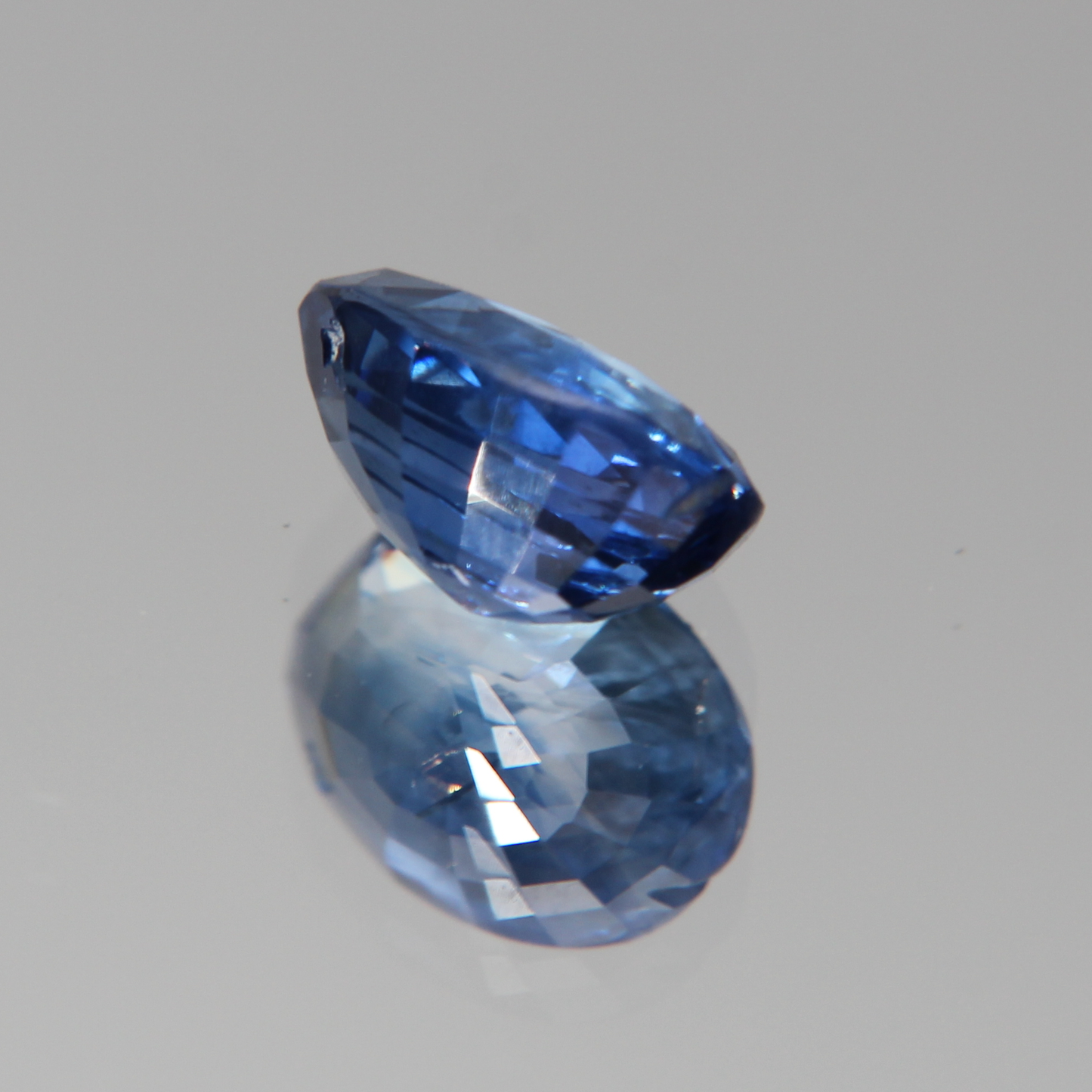 Blauer Saphir 2.25 ct