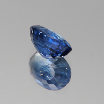 Blauer Saphir 2.25 ct