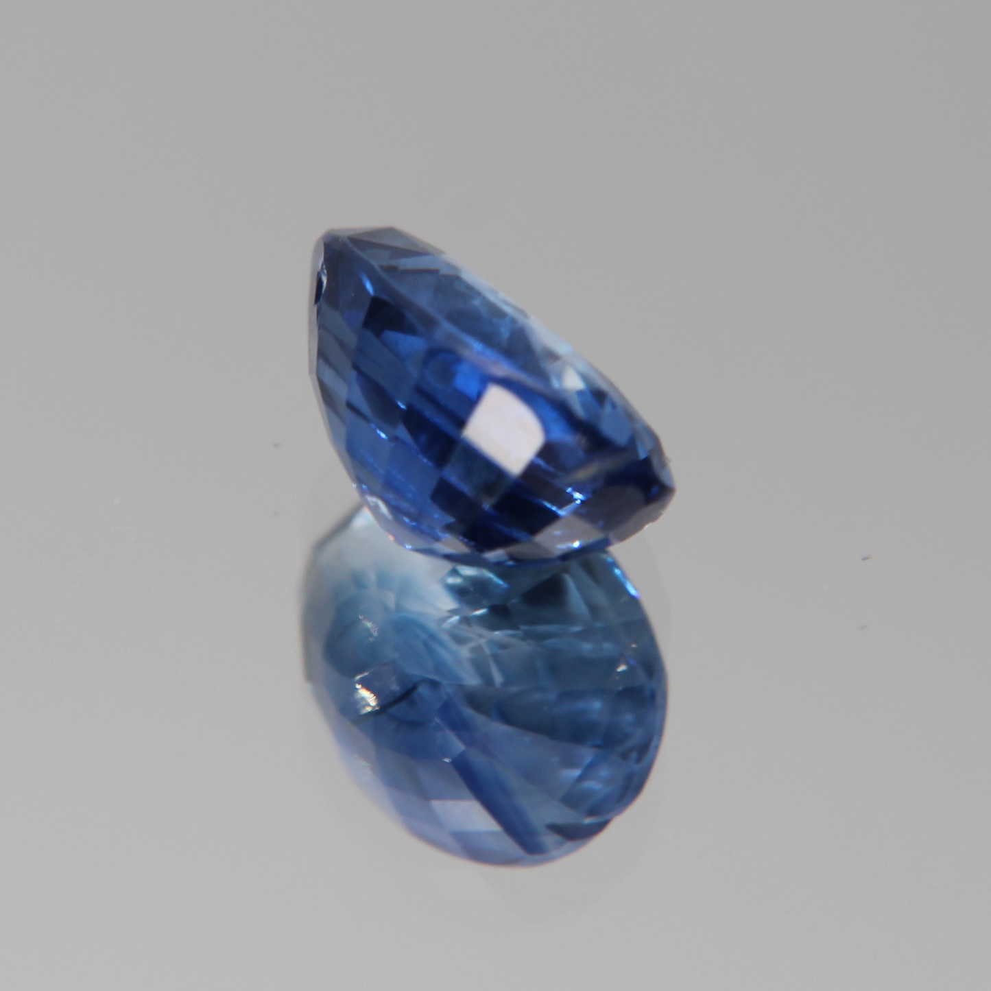 Blauer Saphir 2.25 ct