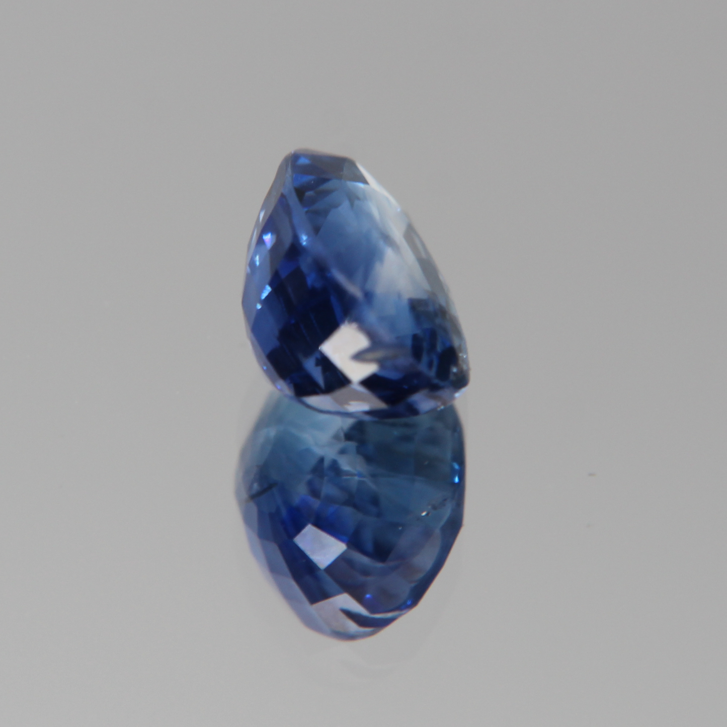 Blauer Saphir 2.25 ct