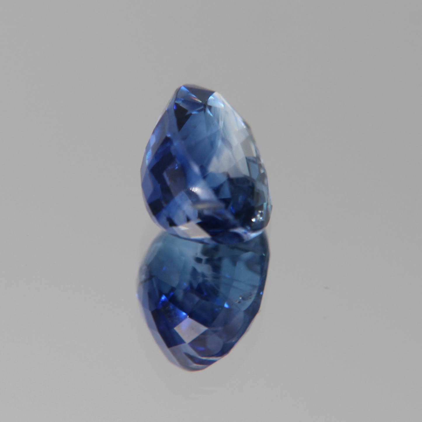 Blauer Saphir 2.25 ct