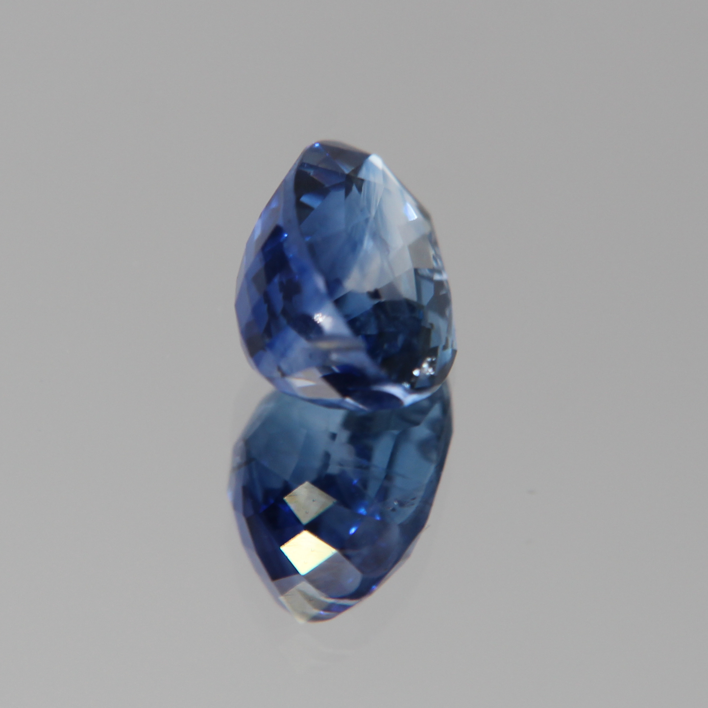 Blauer Saphir 2.25 ct