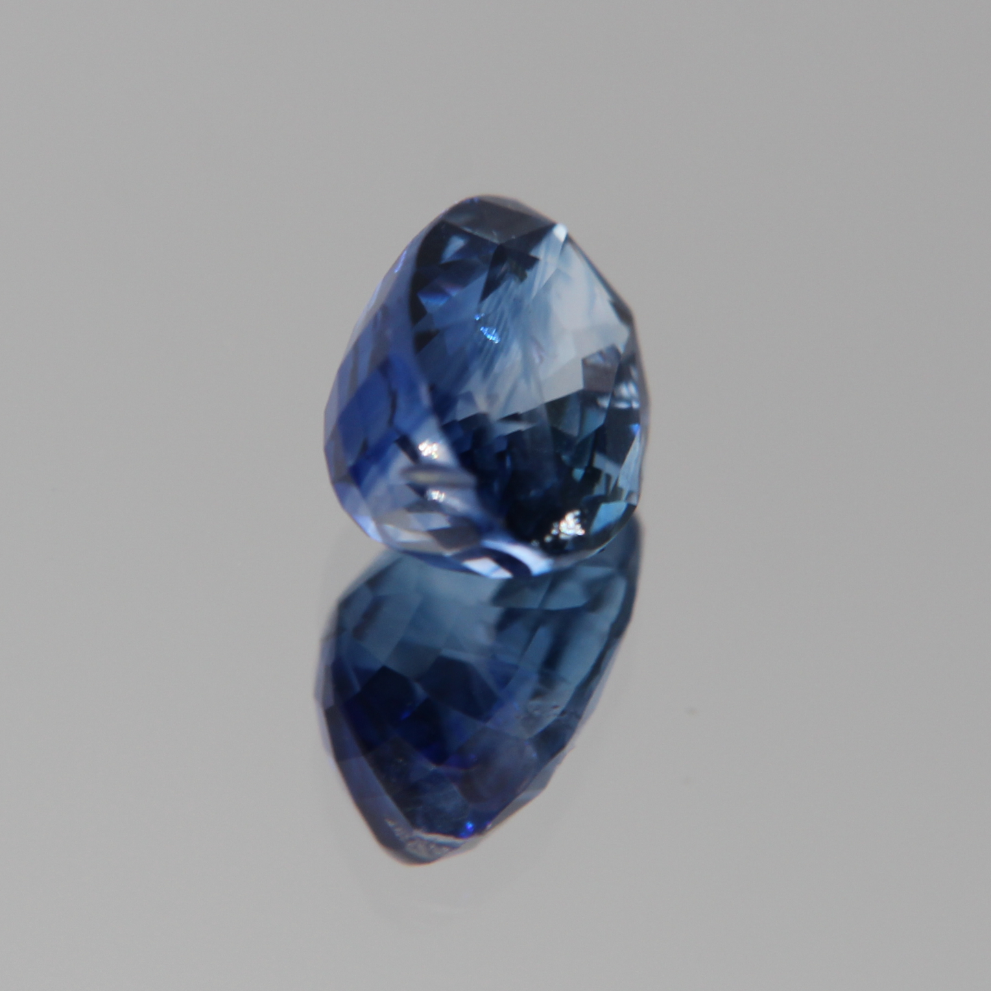 Blauer Saphir 2.25 ct