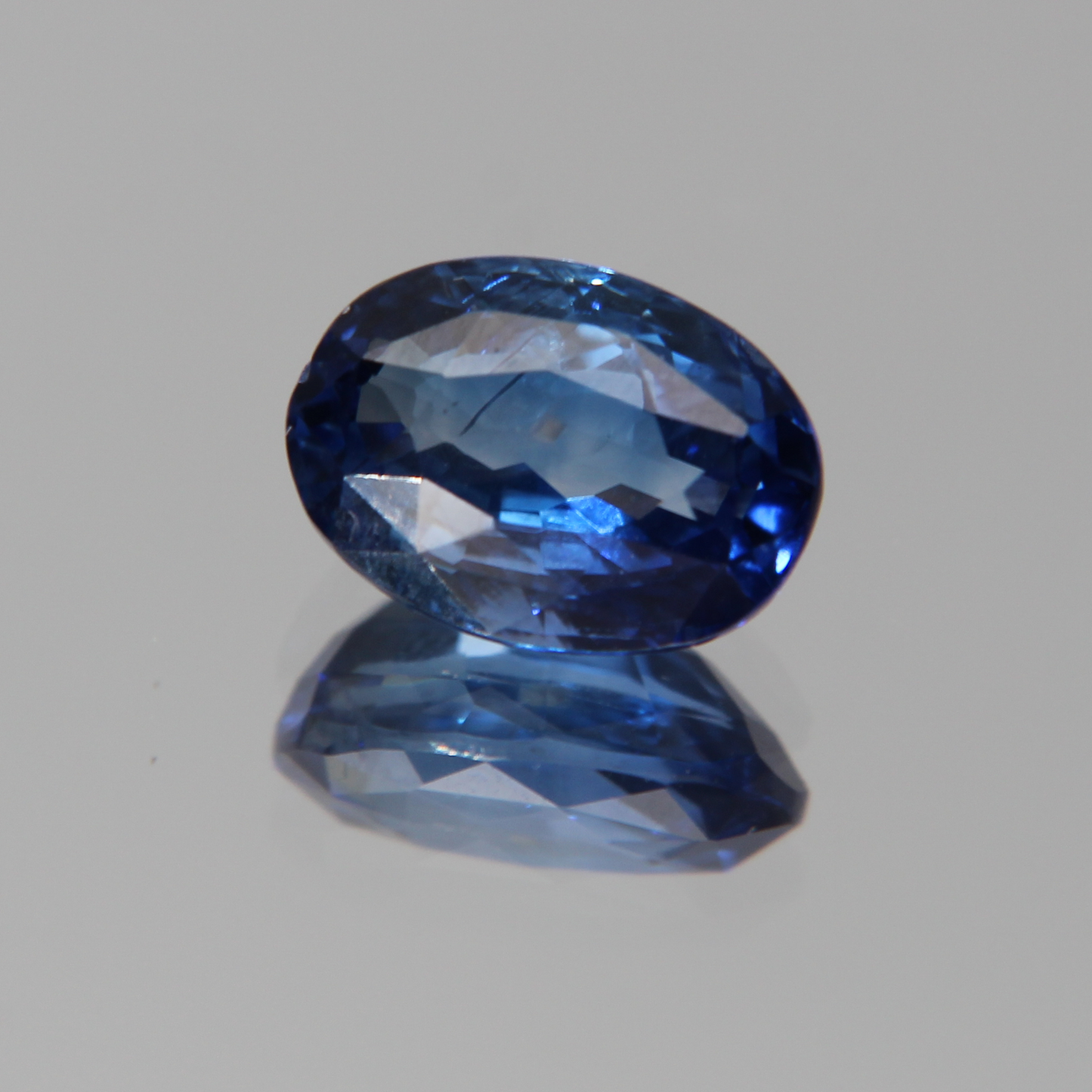 Blauer Saphir 2.25 ct