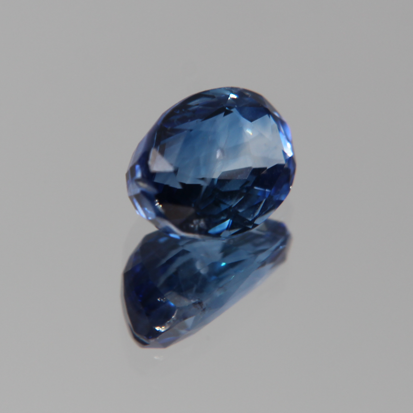Blauer Saphir 2.25 ct