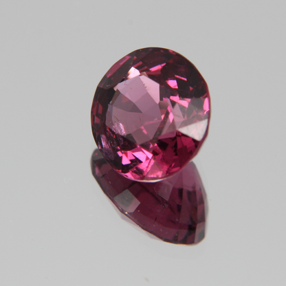 Pink-Roter Spinell 5.57ct