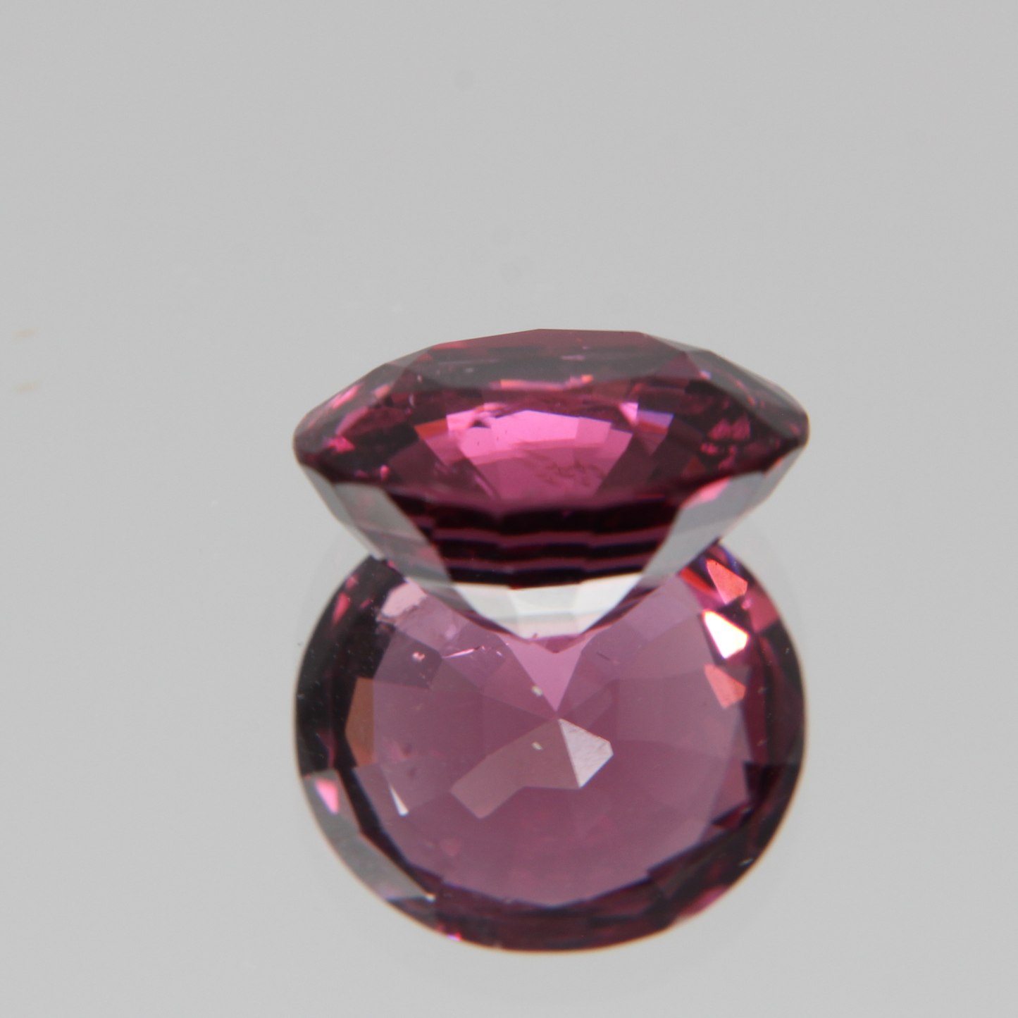 Pink-Roter Spinell 5.57ct