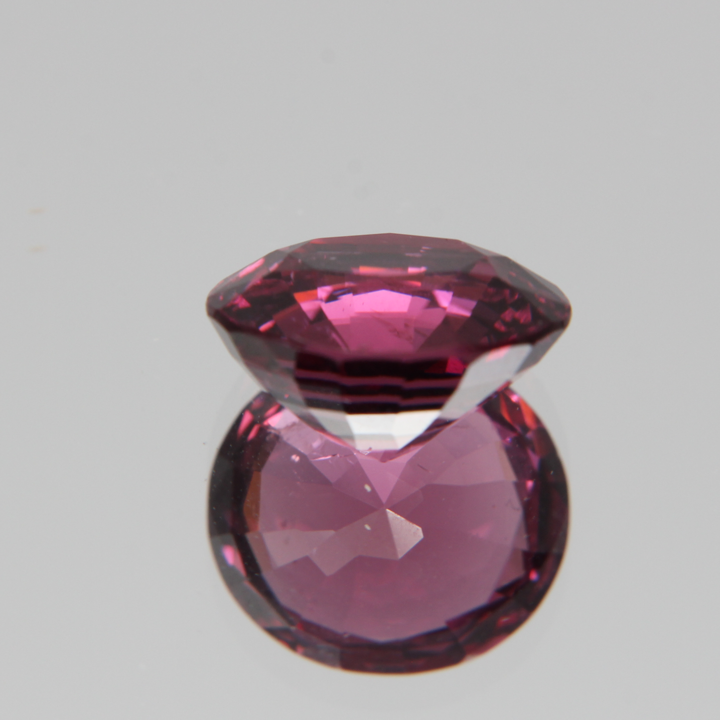 Pink-Roter Spinell 5.57ct