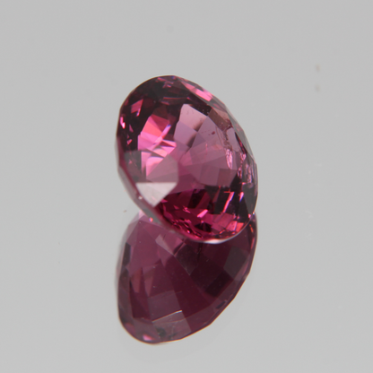 Pink-Roter Spinell 5.57ct