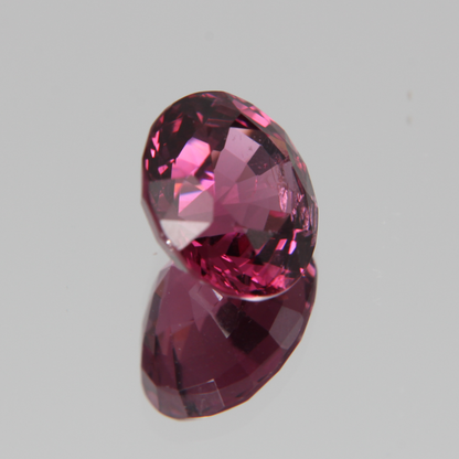 Pink-Roter Spinell 5.57ct