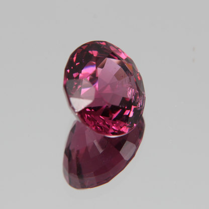 Pink-Roter Spinell 5.57ct