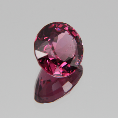 Pink-Roter Spinell 5.57ct