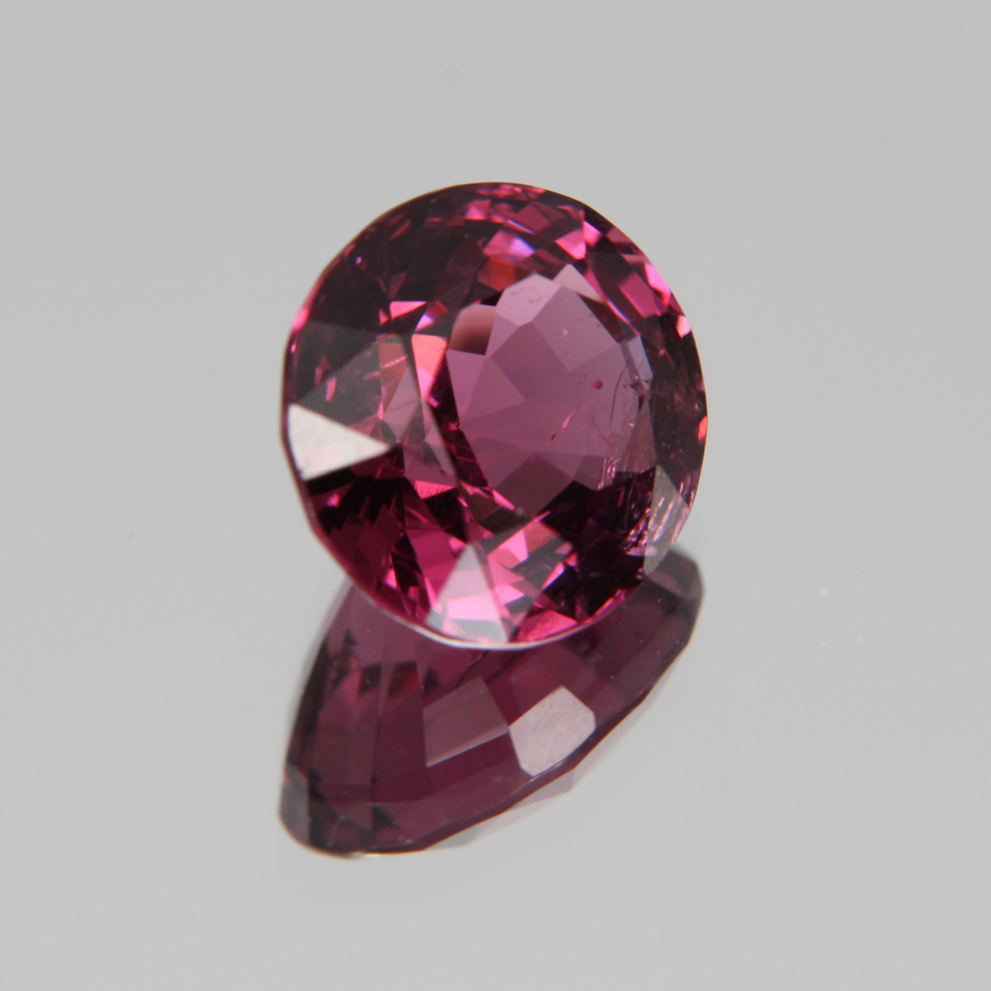 Pink-Roter Spinell 5.57ct
