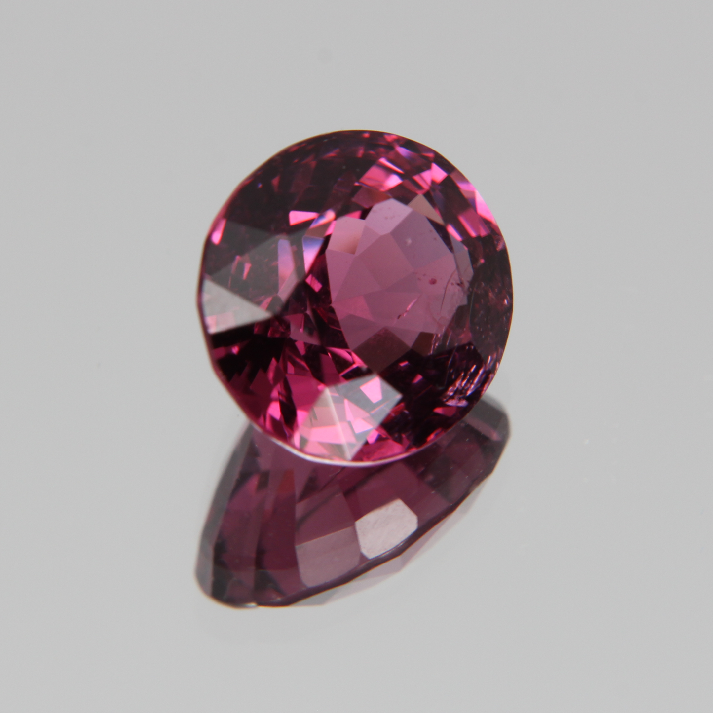 Pink-Roter Spinell 5.57ct