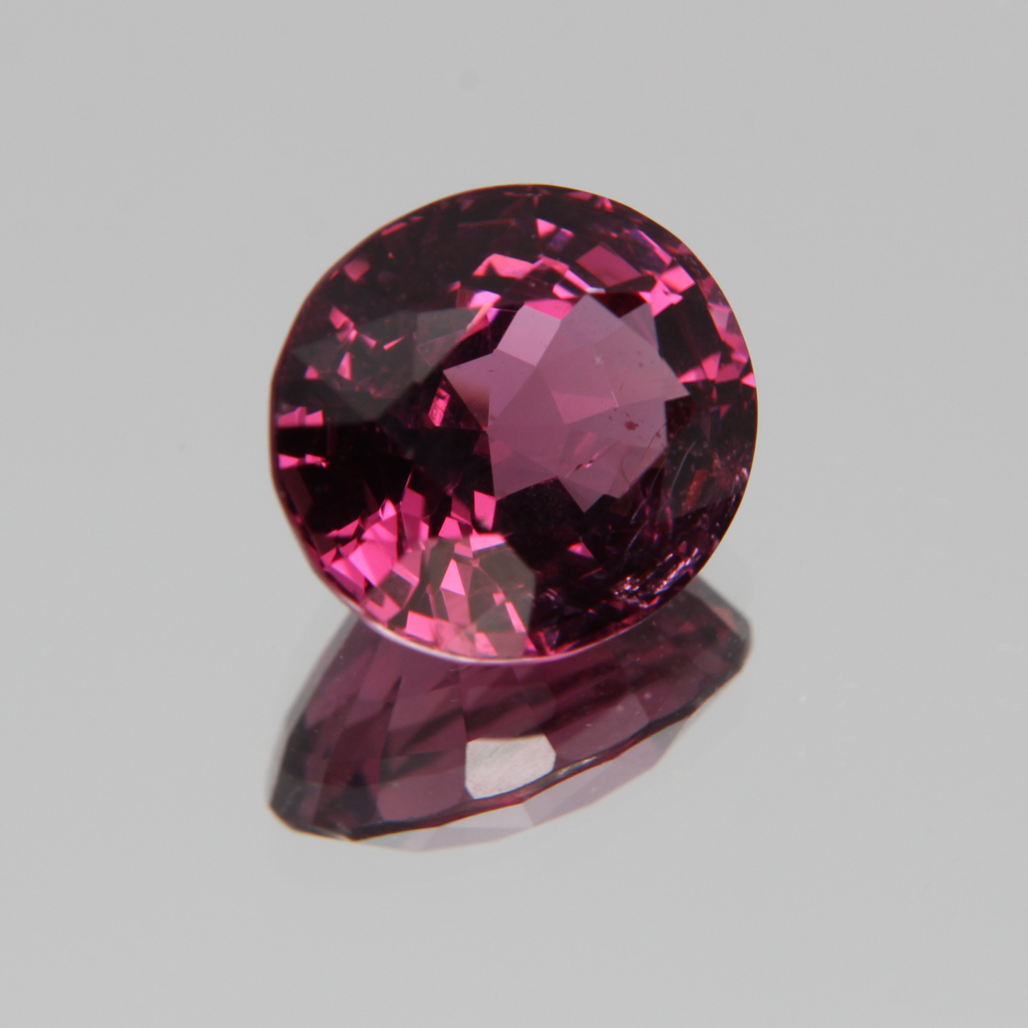 Pink-Roter Spinell 5.57ct