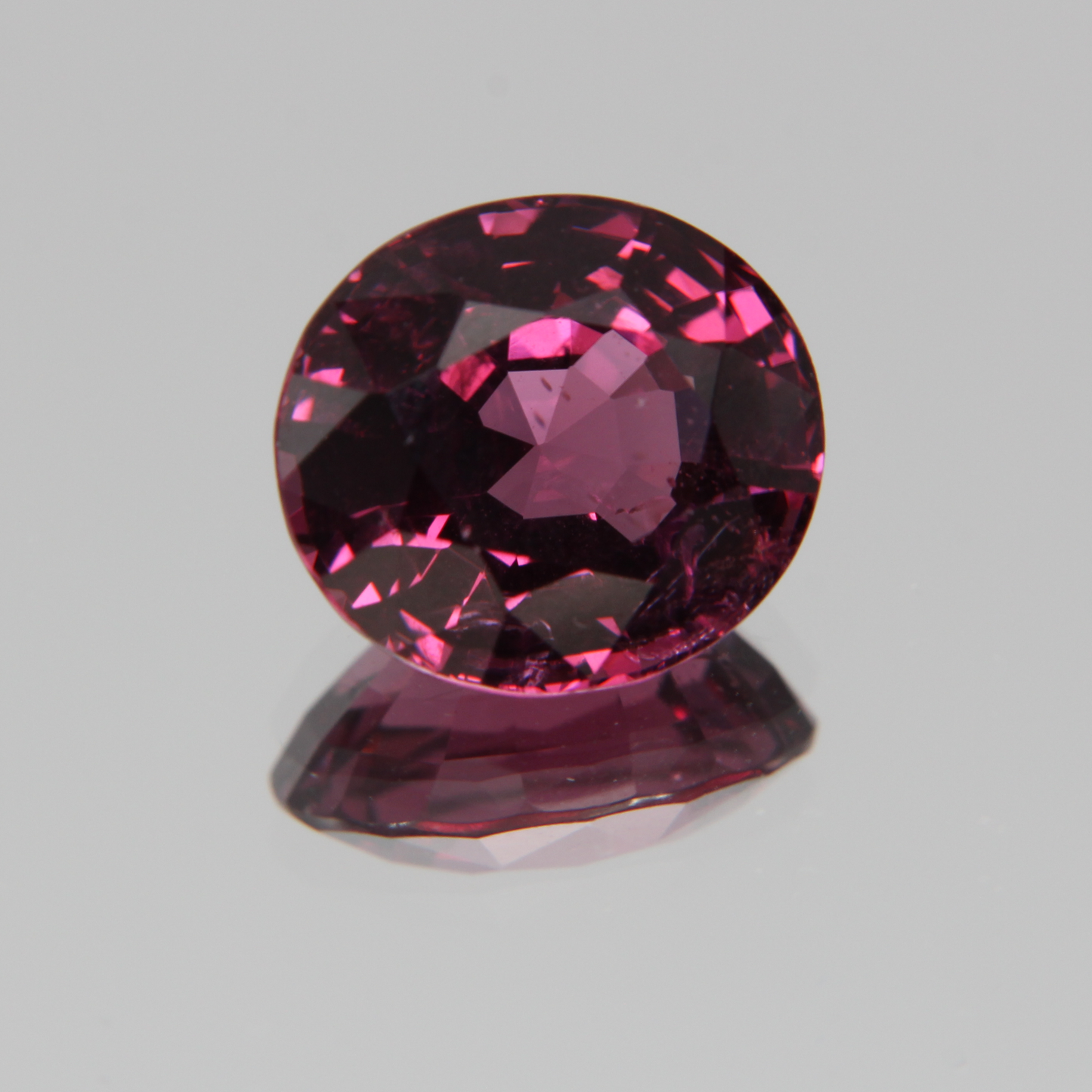 Pink-Roter Spinell 5.57ct