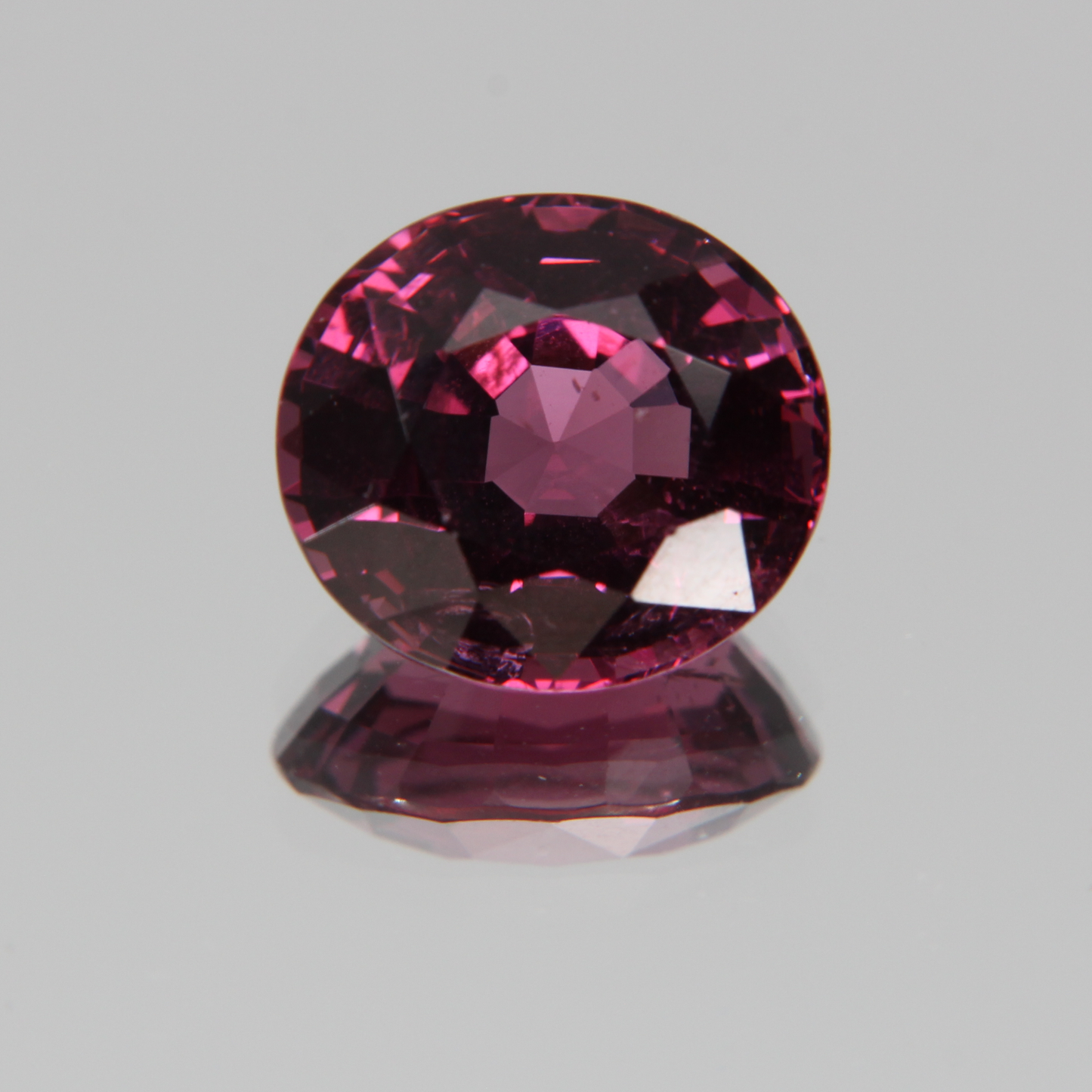 Pink-Roter Spinell 5.57ct
