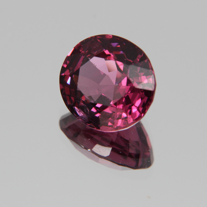 Pink-Roter Spinell 5.57ct