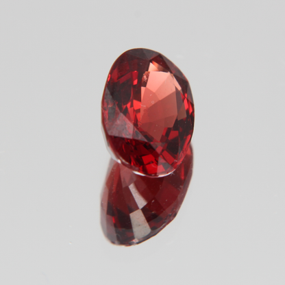 Orange-Roter Spinell 2.50 ct