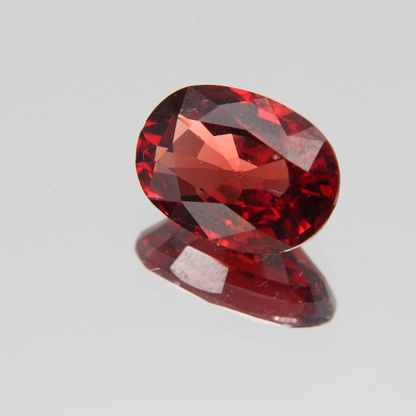 Orange-Roter Spinell 2.50 ct