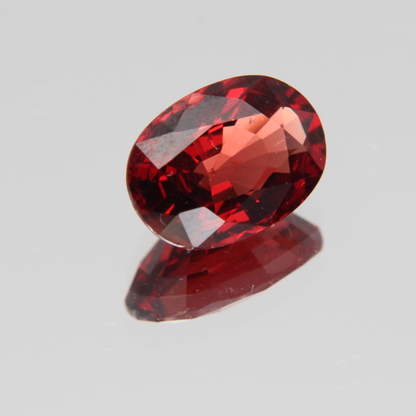 Orange-Roter Spinell 2.50 ct